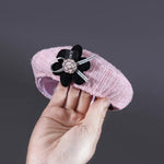 A Set Cat Knitted Bib and Beret Hat with Pearl Bow for Celebration - GreenFur