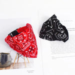 Adjustable Pet Bandana with Print Triangle Bib for Dogs and Cats - GreenFur