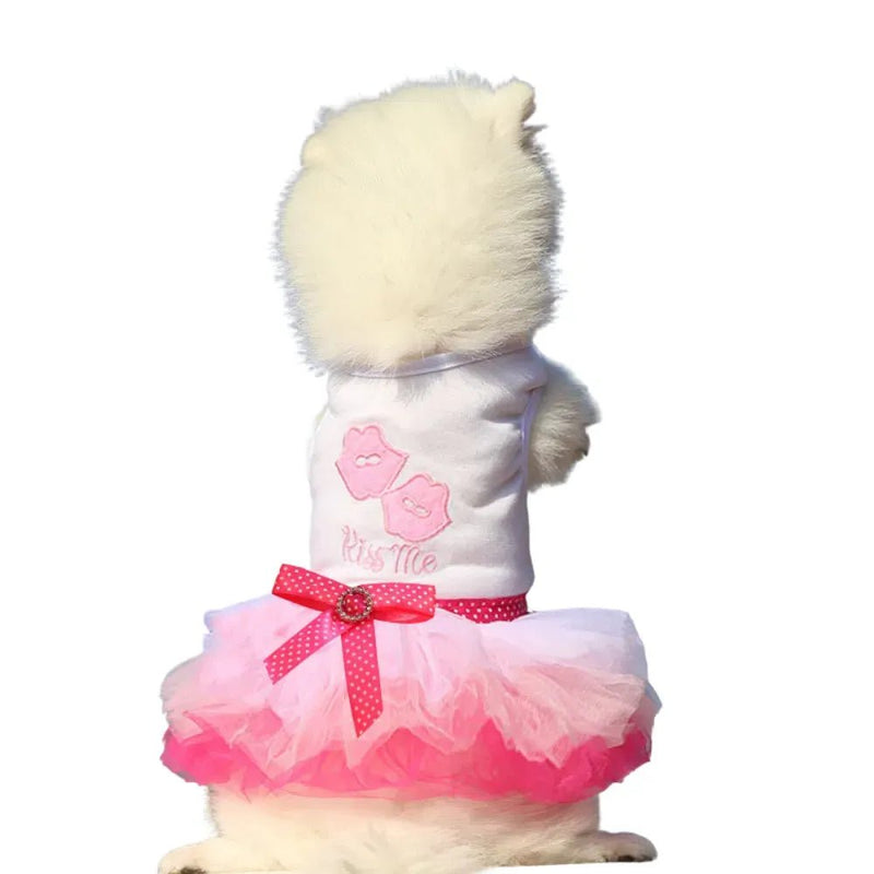 Valentine's Day Pet Tulle Dress with Lip Shape Design - GreenFur
